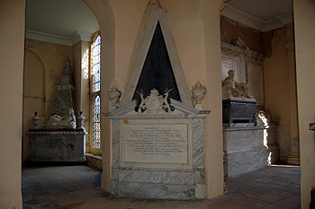 Memorials to the Duke of Kent and his children August 2011